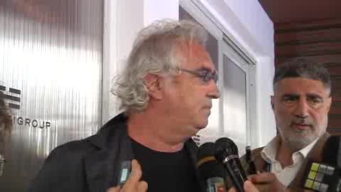 FLAVIO BRIATORE: "ITALIANI TUTTI DEGLI EVASORI"