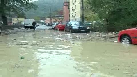 ALLUVIONE, L'OPPOSIZIONE  CHIEDE DUREZZA