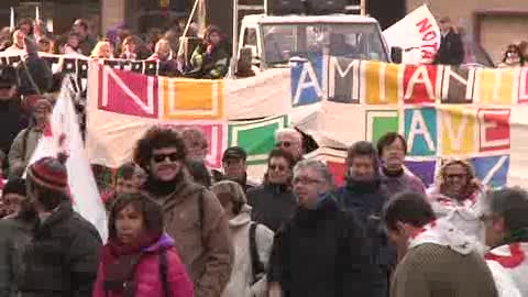 VALPOLCEVERA, CORTEO CONTRO IL TERZO VALICO