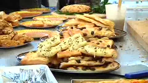 A SCUOLA DI FOCACCIA E PANDOLCE DAI PANIFICATORI GENOVESI