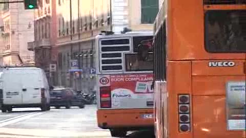 AMT, IN 6 SU 10 NON PAGANO IL BIGLIETTO DEL BUS