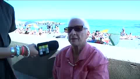 IN SPIAGGIA, TRA TERREMOTO E VOGLIA DI RELAX