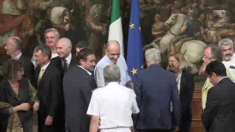 CONCORDIA, LE IMMAGINI DI LETTA CON LA SQUADRA CHE E' INTERVENUTA