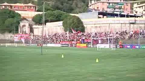 GENOA, A PEGLI LA FESTA DEI TIFOSI DOPO IL DERBY