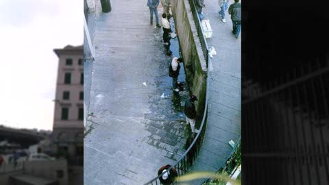 COMMENDA: LA FOTO CHE FA ESPLODERE LA POLEMICA