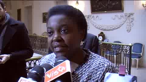 KYENGE SU BOSSI FINI: 