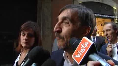 LA RUSSA: 