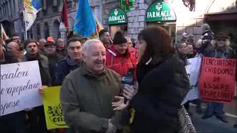 CACCIATORI LIGURI IN PIAZZA A...CACCIA DI RISPOSTE