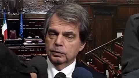 BRUNETTA: 