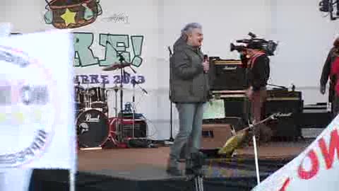 VAFFA DAY, GRILLO A GENOVA: 