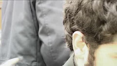 DI BATTISTA (M5S) E SPERANZA (PD) ARRIVANO ALLE MANI