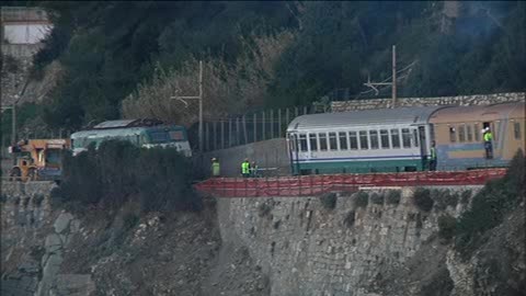 ANDORA, ORE 17.54: ECCO LA RIMOZIONE DEL VAGONE