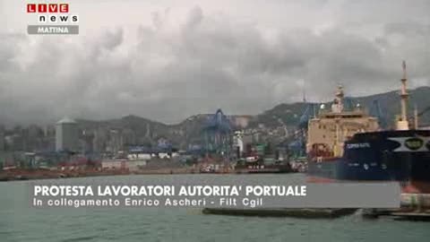 AUTORITA' PORTUALE, PRESIDIO DEI LAVORATORI IN PREFETTURA