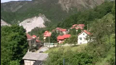 VIAGGIO IN LIGURIA, LA FIENAGIONE DI CRAVASCO