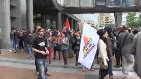 A BRUXELLES CORTEO CONTRO LE PEN (LE IMMAGINI) 