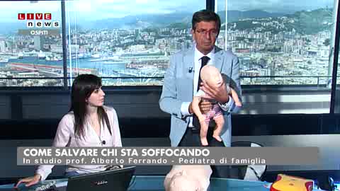 MANOVRA ANTISOFFOCAMENTO PER I BAMBINI FINO A UN ANNO