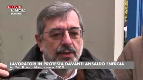 PROTESTA MEGASERVICE PER FERMARE 14 LICENZIAMENTI