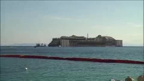 CONCORDIA, IL RELITTO SI ' E' MOSSO: INIZIA LA PARTENZA
