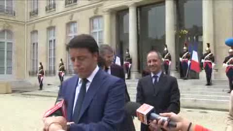 RENZI A PARIGI, IL FRANCESE PIU' INCERTO DELL'INGLESE