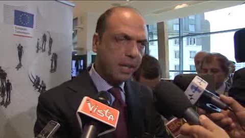 Alfano sull'Isis: 