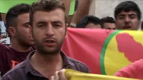 Manifestanti curdi quasi dentro Montecitorio