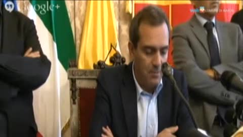 De Magistris: 
