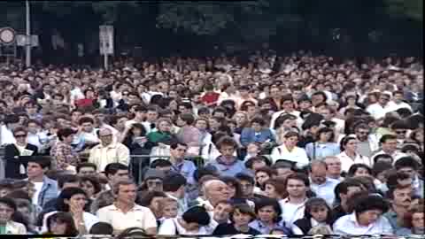 Santa Messa di Giovanni Paolo Secondo in Piazza della Vittoria a Genova - Parte 3