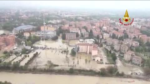 Alluvione a Parma, le immagini dei Vigili del Fuoco