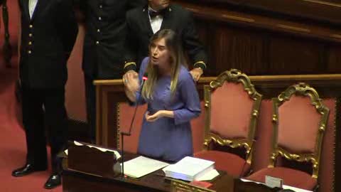 Posta la fiducia sullo Sblocca Italia, Grasso sospende la seduta per le proteste