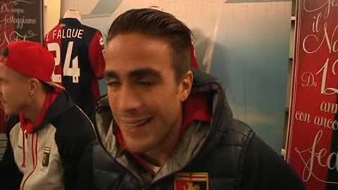 Matri tra i tifosi a Chiavari: 