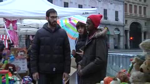 Rigiocattolo, torna la solidarietà in Piazza De Ferrari con la comunità di Sant'Egidio