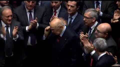 Napolitano applaude e si commuove per Mattarela 