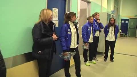 La nazionale femminile di tennis in visita all'Ospedale Gaslini 