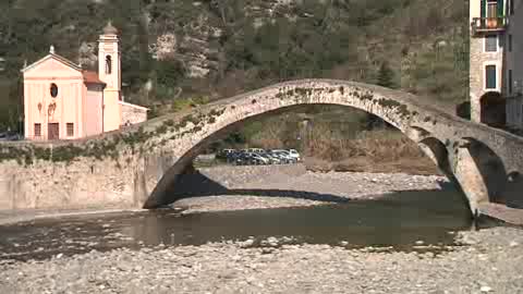 Dolceacqua, il borgo raccontato in dialetto 