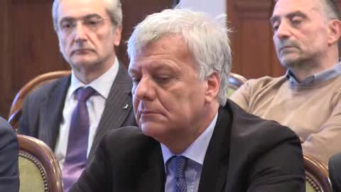 Il ministro Galletti firma un accordo con i sindacati per il dissesto idrogeologico