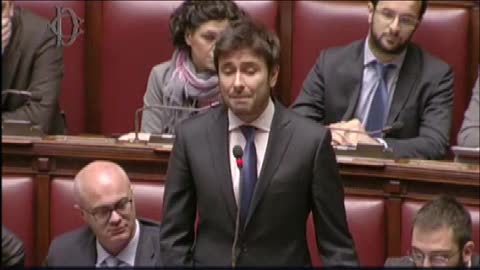 Di Battista a Renzi: 