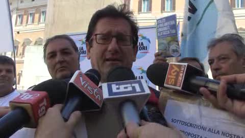 Stop vitalizi ai condannati, Davico (Idv):