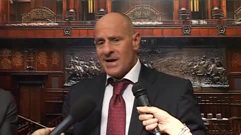 Rampelli (FDI), campagna per famiglia tradizionale contro dittatura gender 