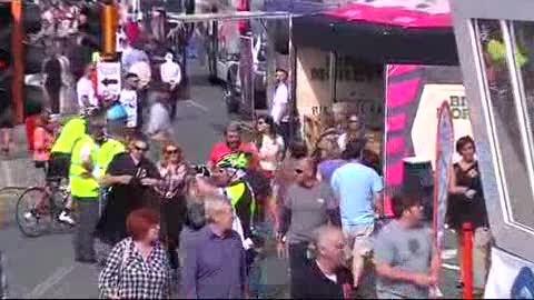 Giro d'Italia, grande festa nel ponente ligure per la tappa