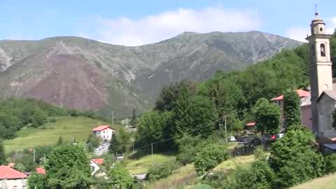 Viaggio in Liguria, la fienagione di Cravasco