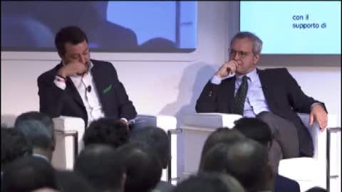 Giovani industriali, scambio di battute tra Salvini e Mentana