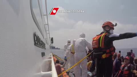 Migranti, salvate 3480 persone al largo delle coste libiche