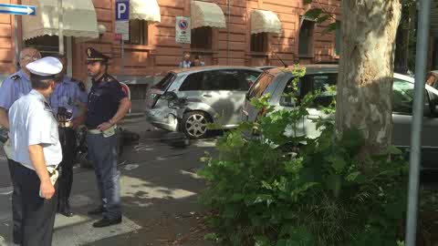 Auto contro moto, incidente mortale in via Righetti