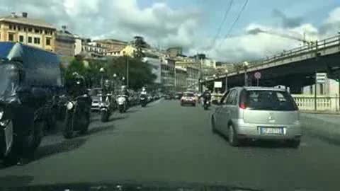 Caos traffico, coda fino al Porto Antico