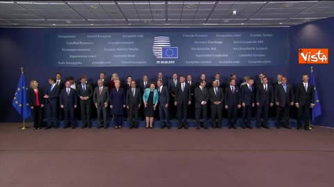 Immigrazione, foto di gruppo dei leader Ue
