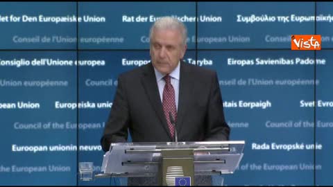 Ue: Accordo per 32mila profughi da distribuire tra paesi membri