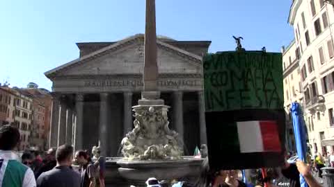 Sit in dei Forestali al Pantheon contro i tagli