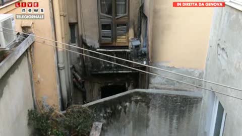 Genova, a 24 ore dall'incendio di via Caffaro la situazione dell'immobile