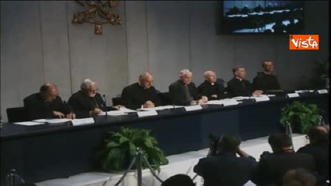 Papa Francesco rivoluziona la Sacra Rota: 