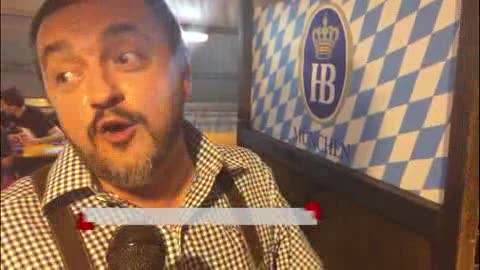 Oktoberfest a Genova, il pulmino 